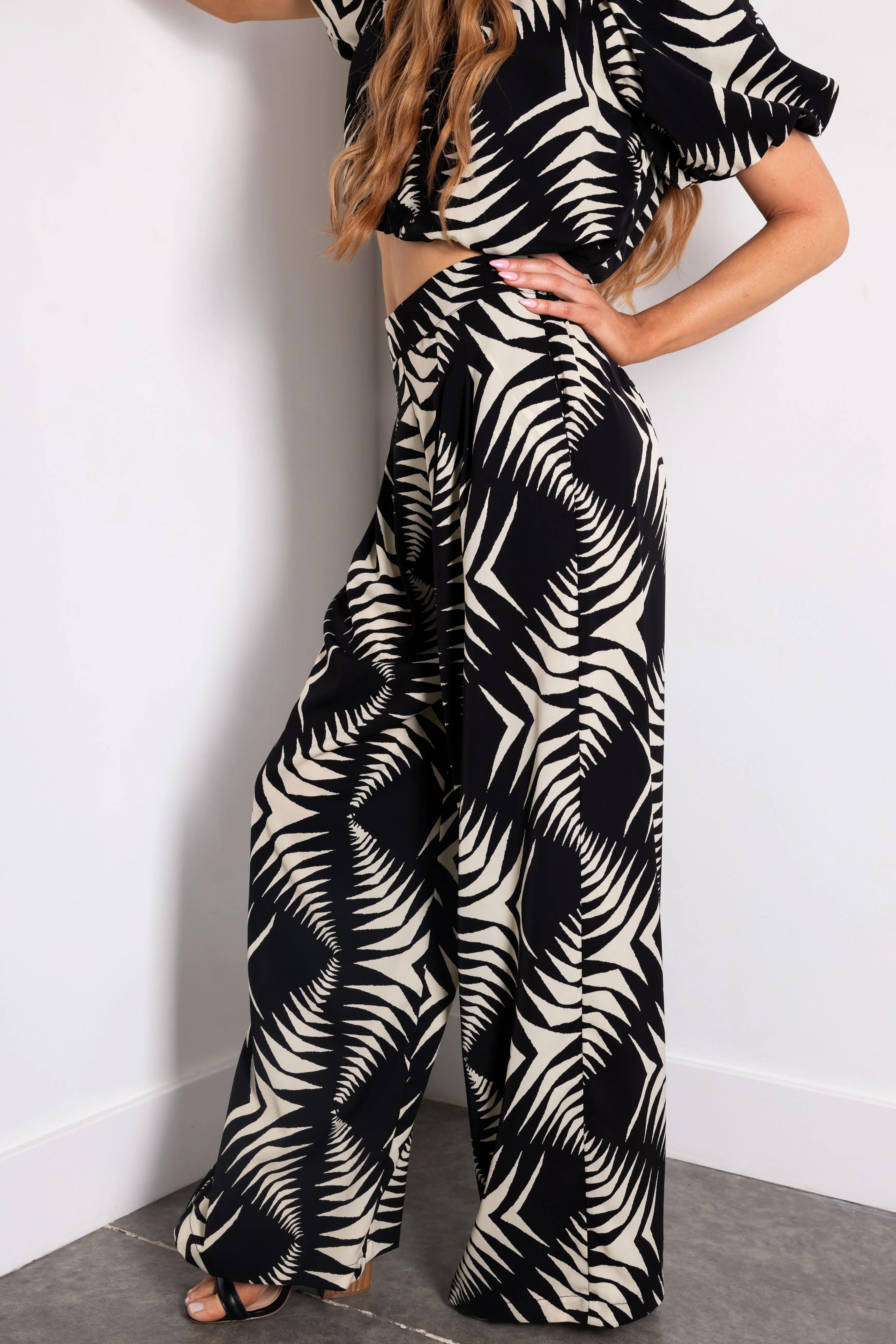Black and Cream Wide Leg Pants - Image 3