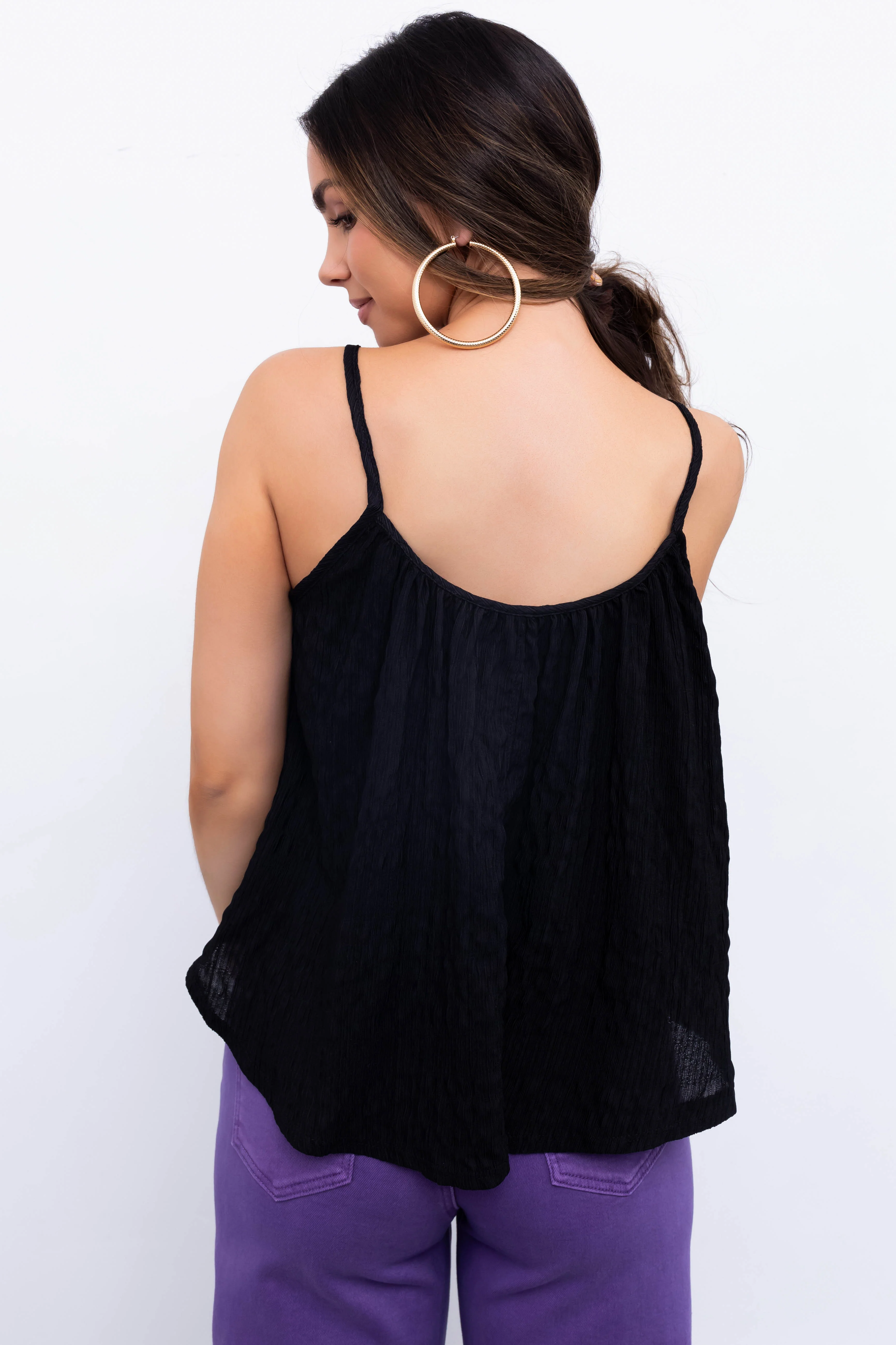 Black Round Neckline Flowy Cami Tank Top - Image 6