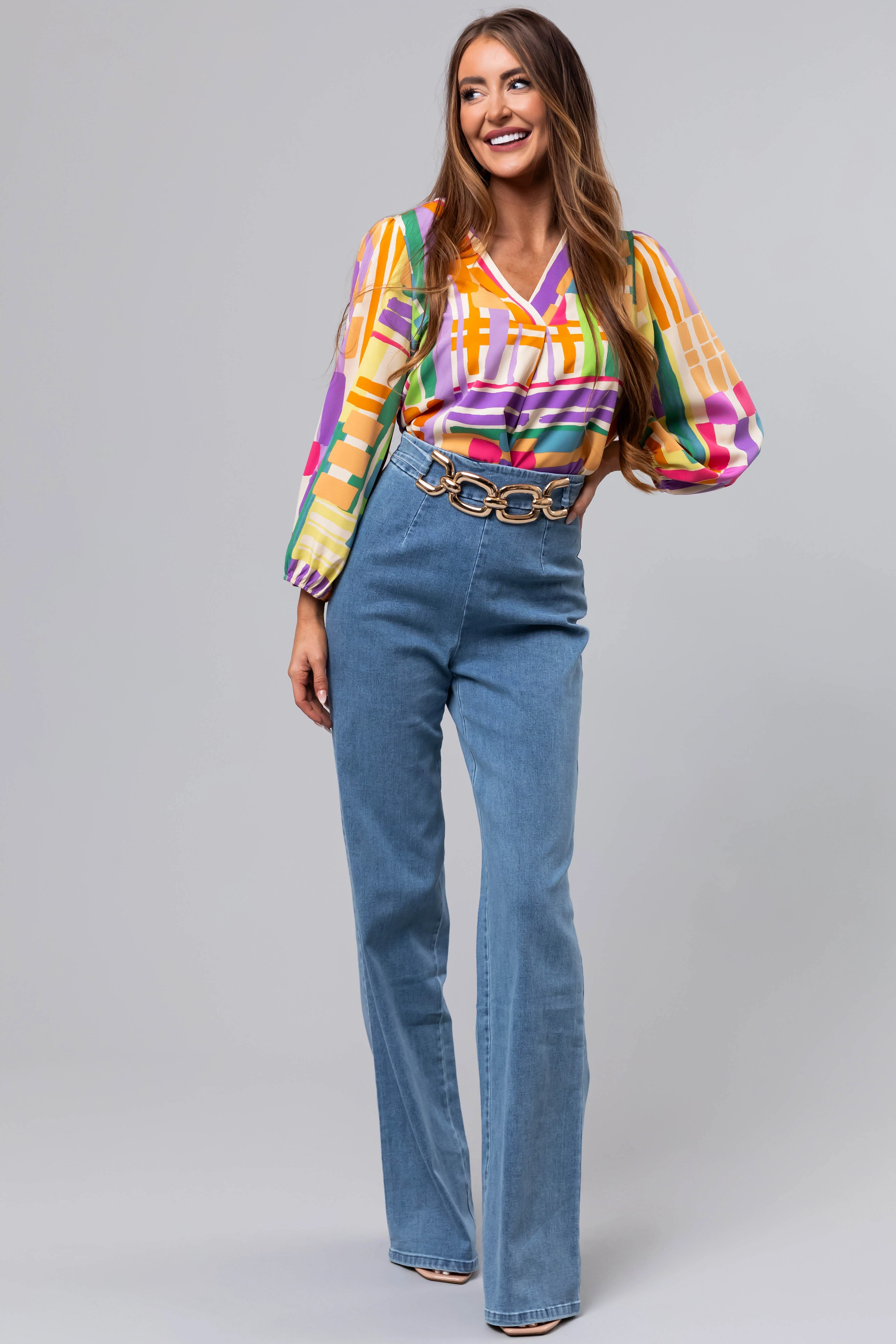 Light Wash Denim High Waisted Gold Belt Pants - Image 5